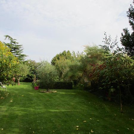 Le Jardin De Camille Panzió Tailleville Kültér fotó